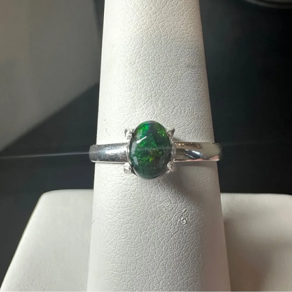 5x7mm‎ cabochon opal solitaire in sterling silver!